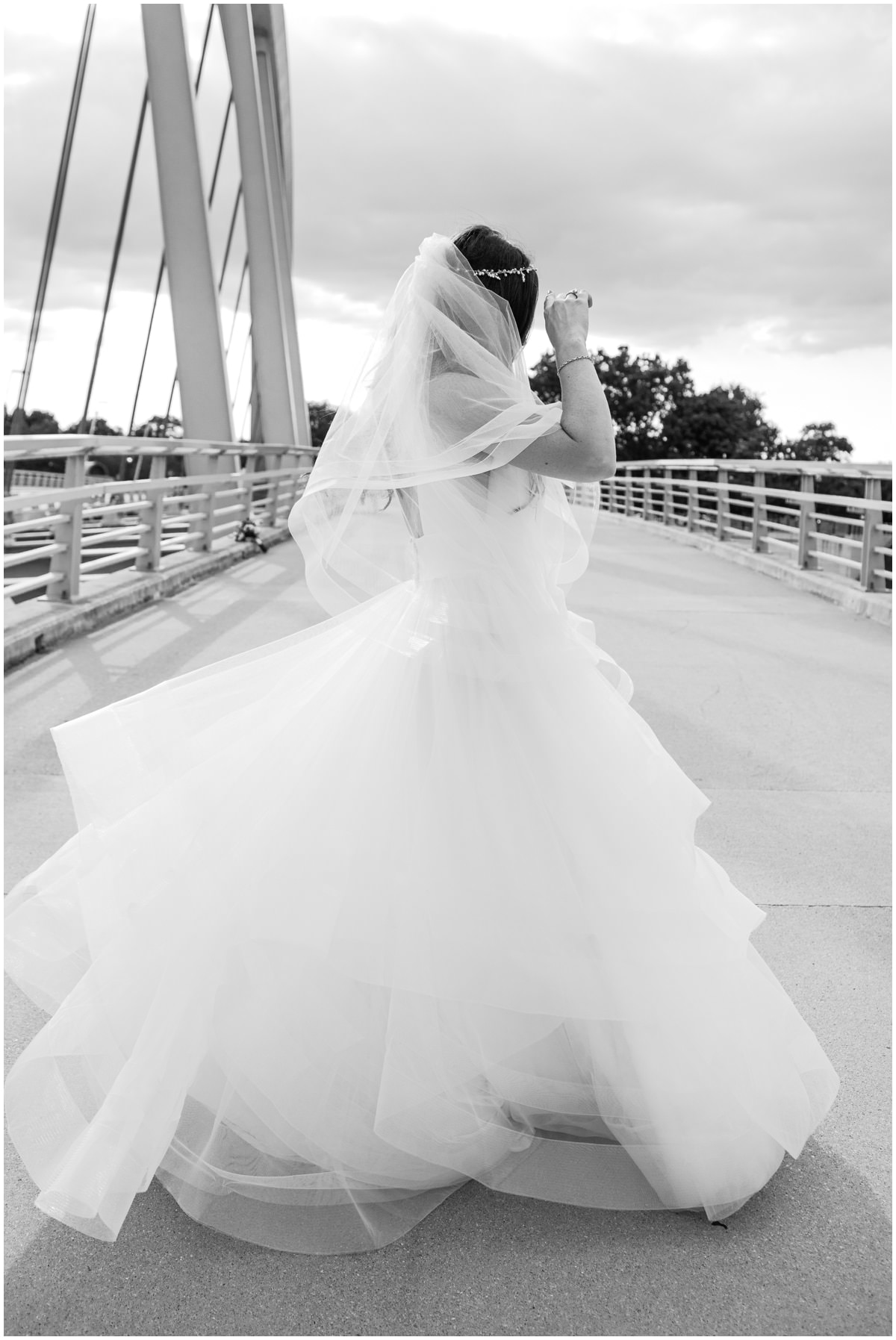 Adam Lowe Photography , Columbus, Ohio, Wedding , Photographer, Photography, Style, Love, fashion, Stella York, Ticknors, Vessel Floral, Westin