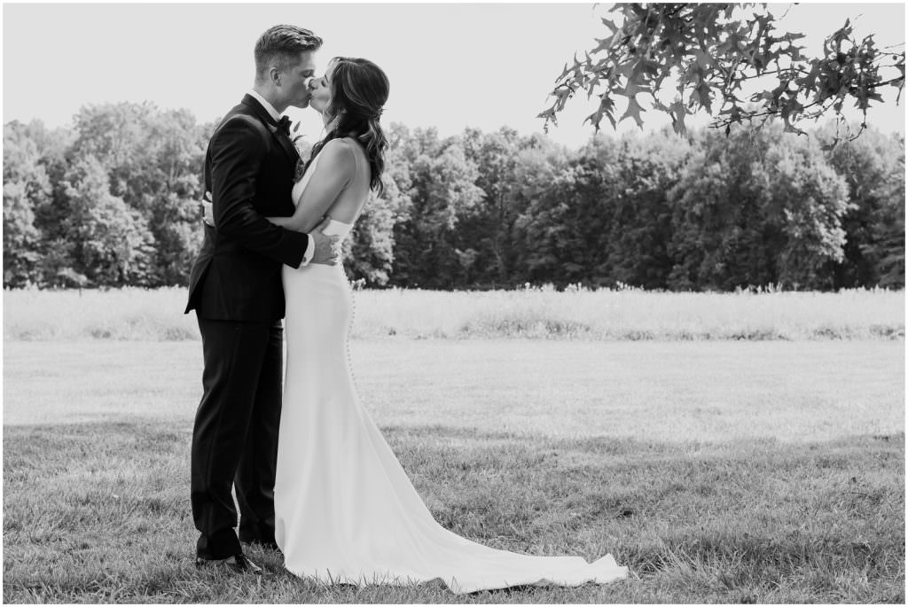 Columbus, Ohio, Wedding, Adam Lowe Photography, Jorgensen Farms, Oak Grove, The Black Tux, Editorial, Fine Art, Stylish, Love, bride and groom